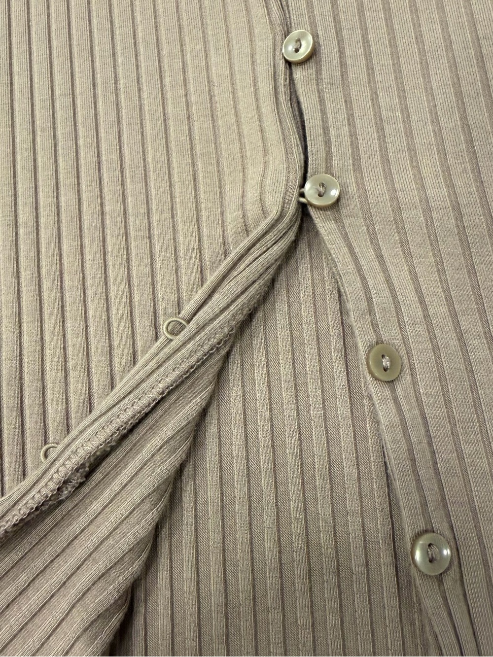 Ribbed Button-Front Blouse - Picture 4 of 4